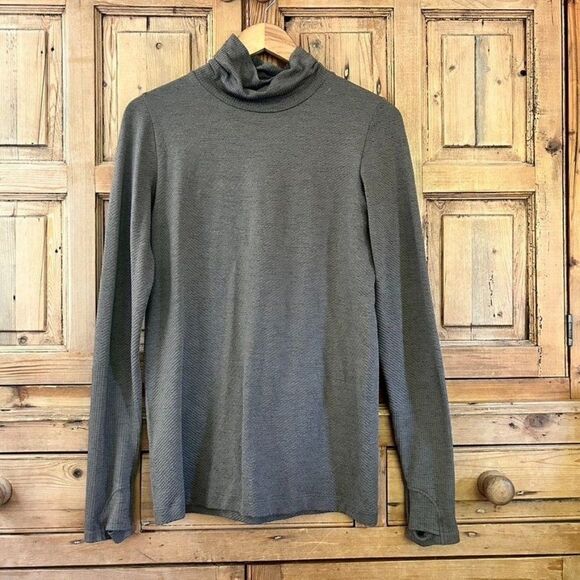 Athleta Medium Brown Athletic Turtleneck Shirt Metallic Gold‎ Details Textured - Picture 1 of 6